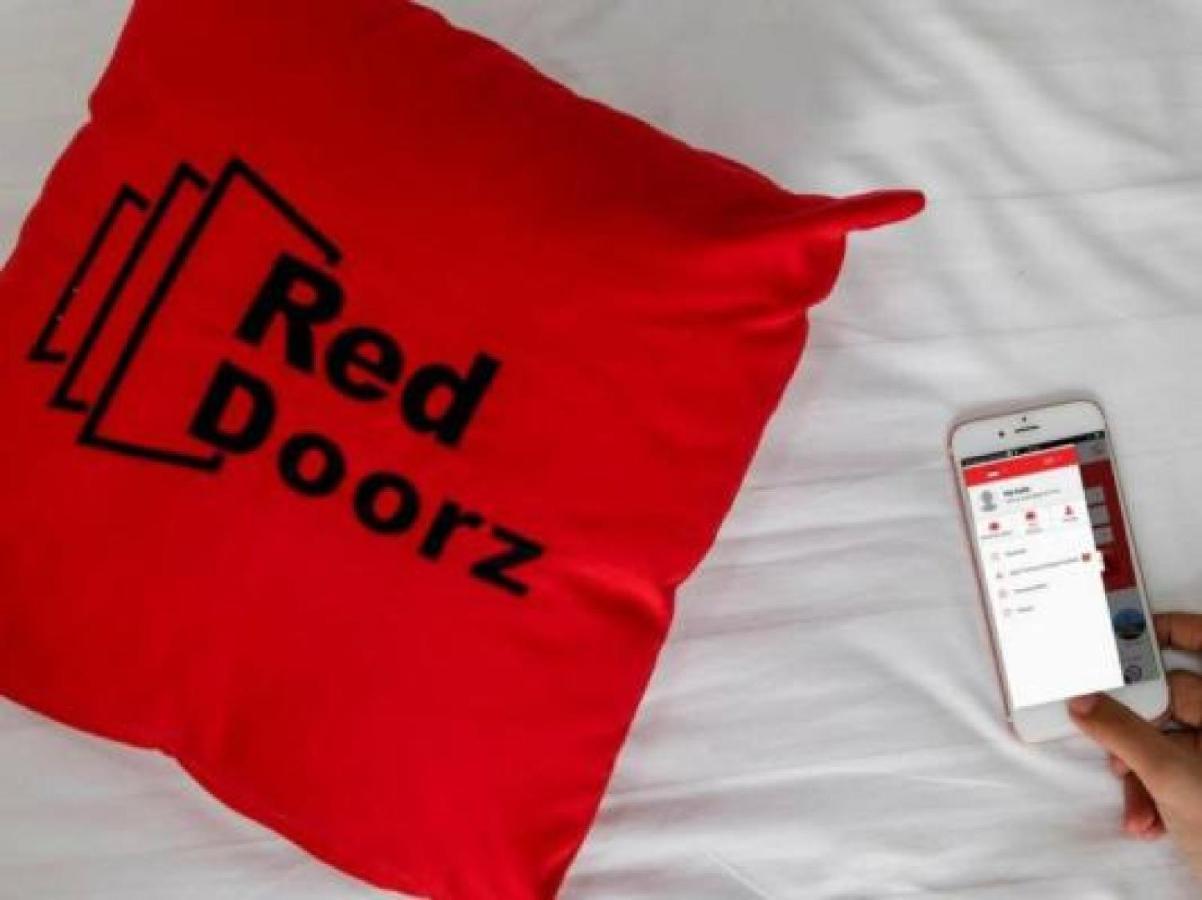 Reddoorz @ Panglima Polim 2 Hotel Джакарта Екстериор снимка